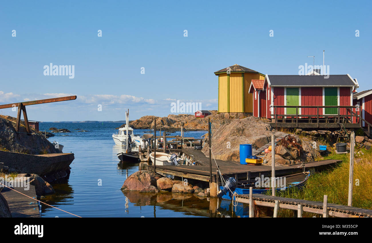 Baltic Sea coast community on island of Oja (Landsort), the southernmost point in the Stockholm archipelago, Sweden, Scandinavia Stock Photo