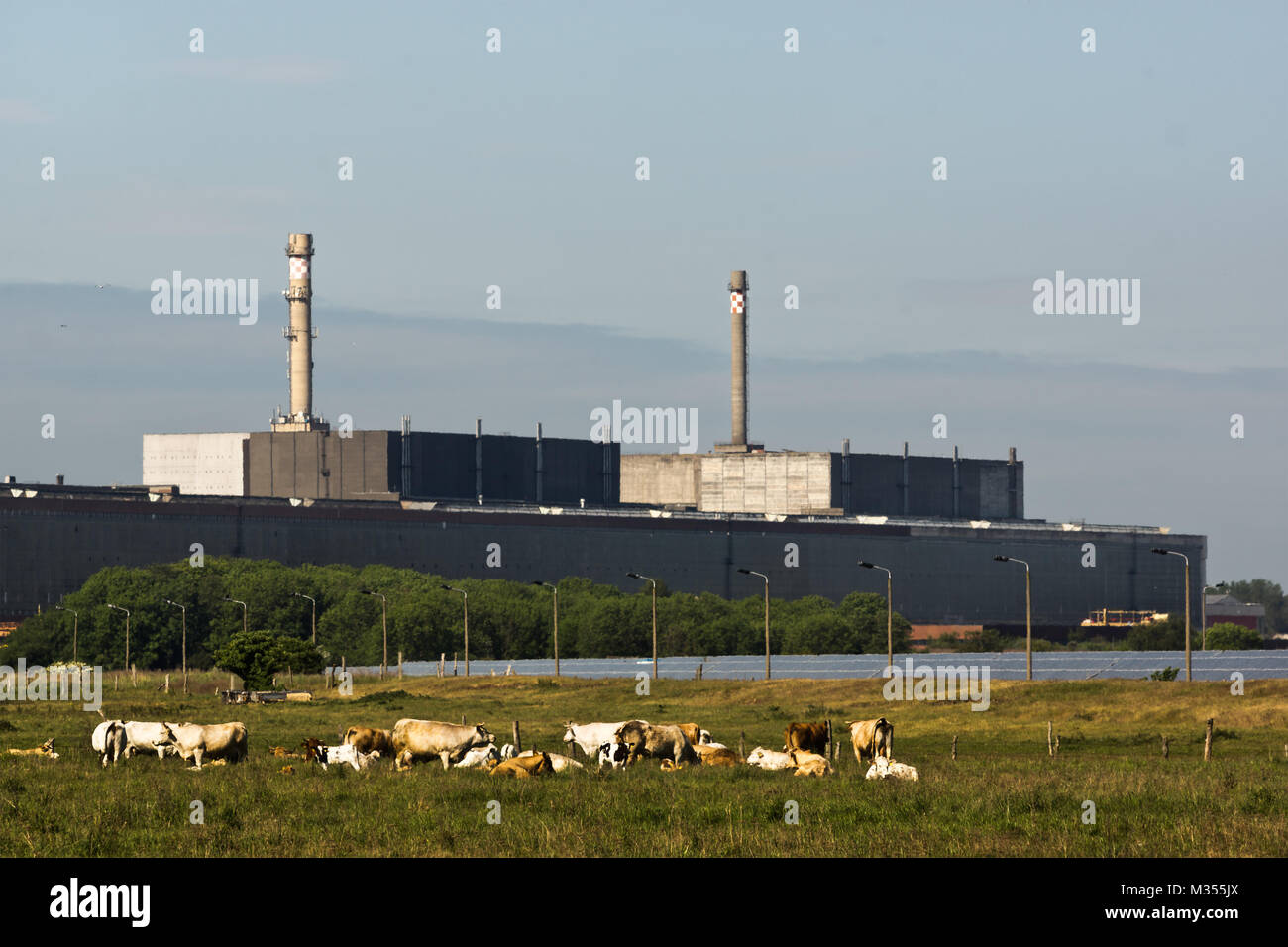 Das frühere DDR-Atomkraftwerk Greifswald-Lubmin ( Das Kernkraftwerk hieß offiziell „VE Kombinat Kernkraftwerke 'Bruno Leuschner' Greifswald“ ) mit angrenzenden Zwischenlager Nord. Stock Photo