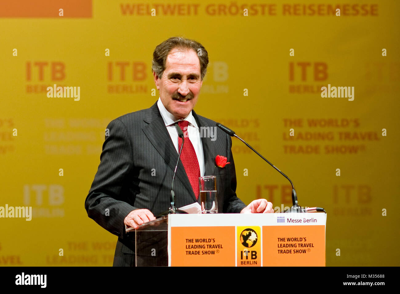 S. E. Ertuğrul Günay, Minister für Kultur und Tourismus, Republik Türkei  auf der Eröffnungsfeier der Internationalen  Tourismus Börse 2010 im Berliner ICC. Stock Photo