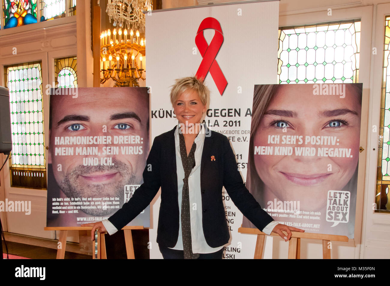 Inka Bause bei der Pressekonferenz -Künstler gegen Aids - Die Gala 2011- im Berliner Theater des Westens Stock Photo