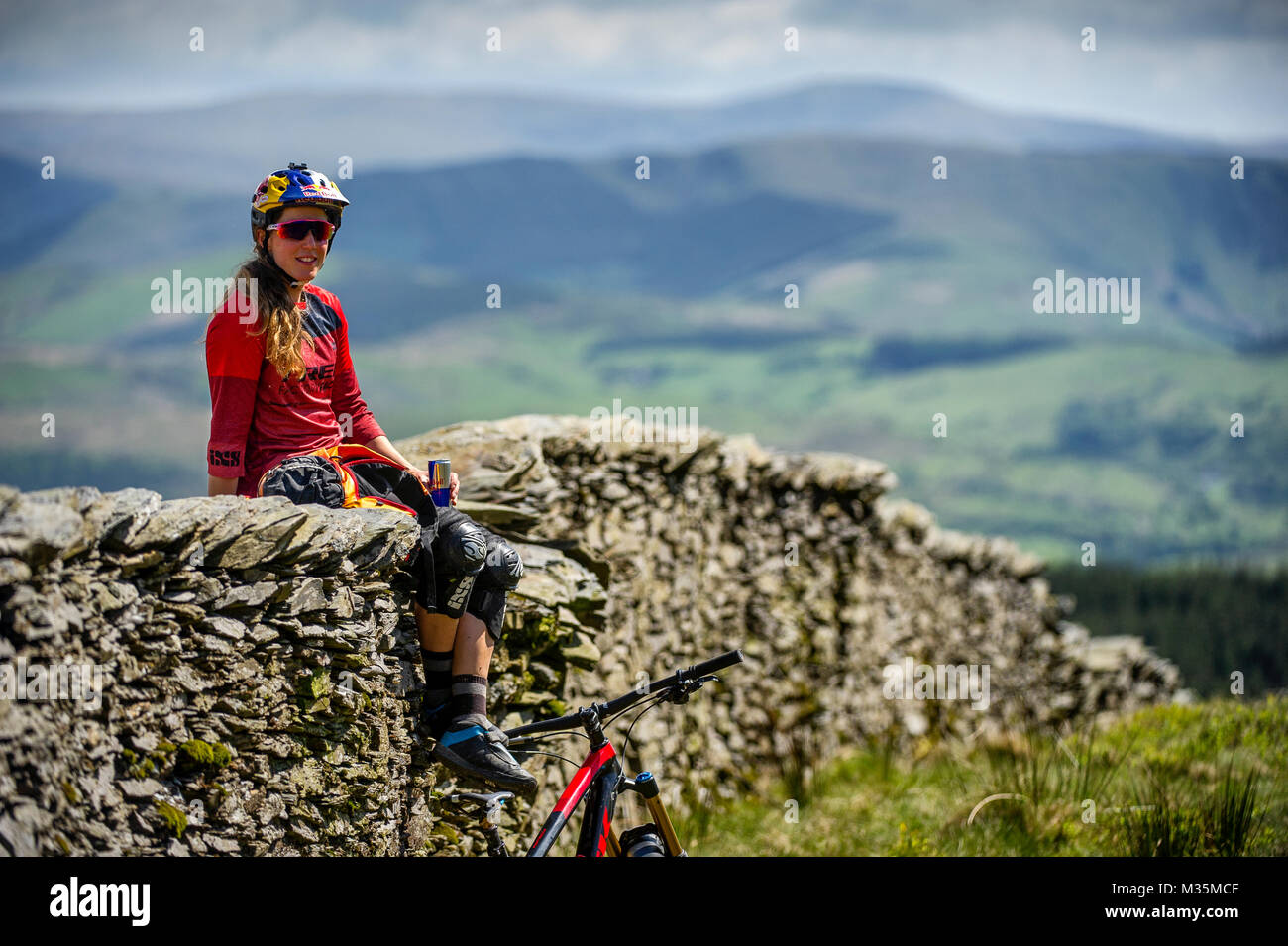 downhill mountain bike champion