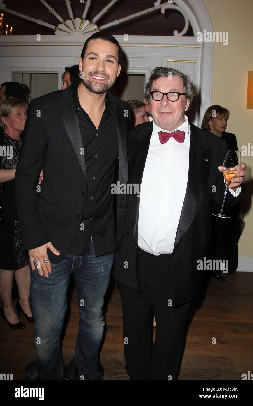 Dr. Hellmuth Karasek & David Garrett, Champagne Preis fuer Lebensfreude