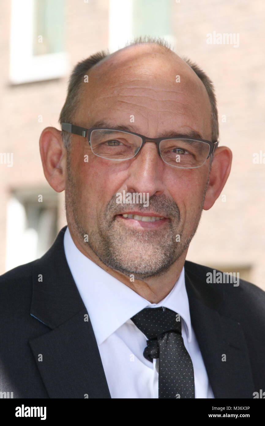 Detlef Scheele Senator Trauerfeier Fuer Den Gestorbenen 