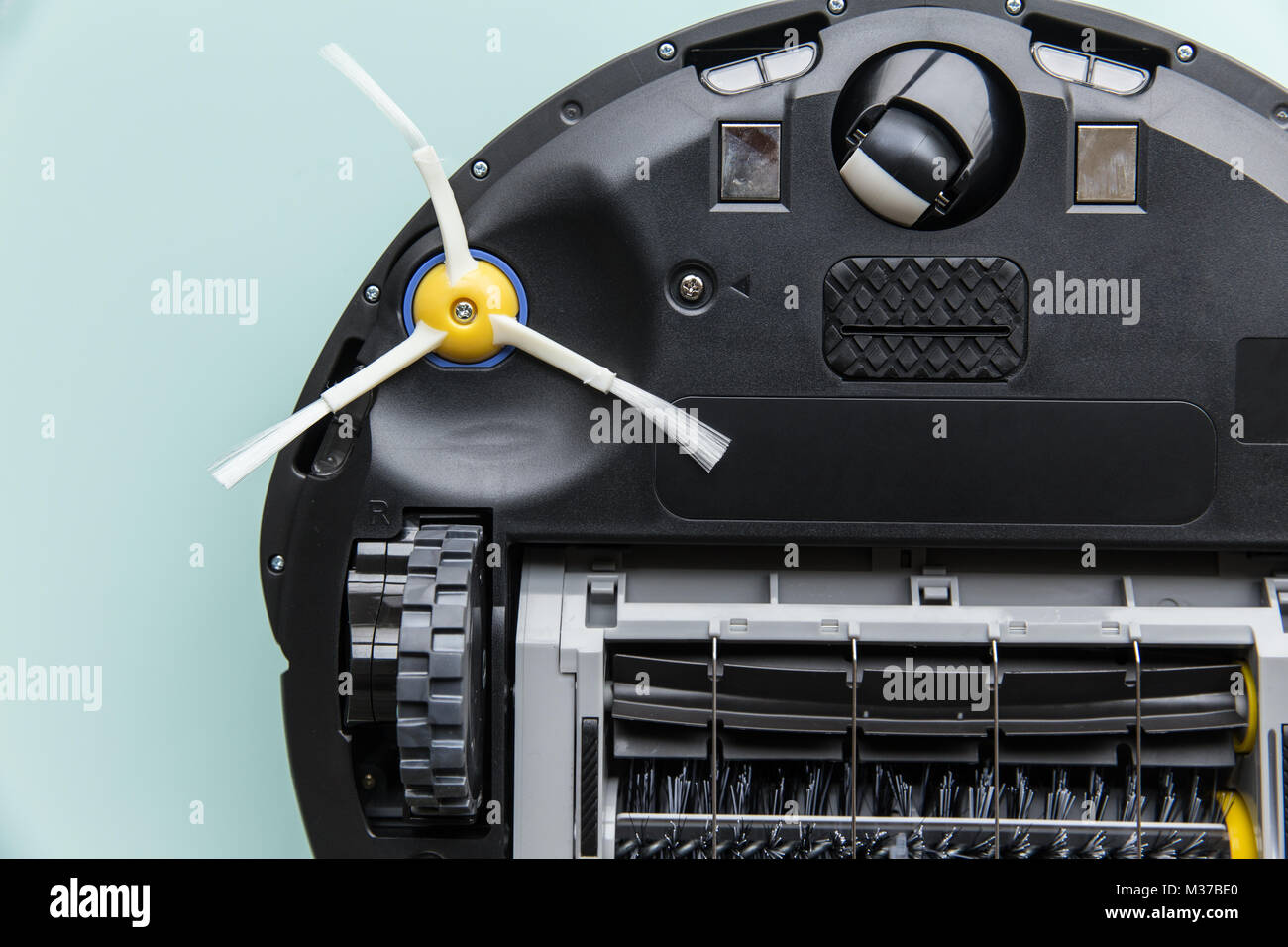 under robot vacuum cleaner spinning brush how it work for clean fix and