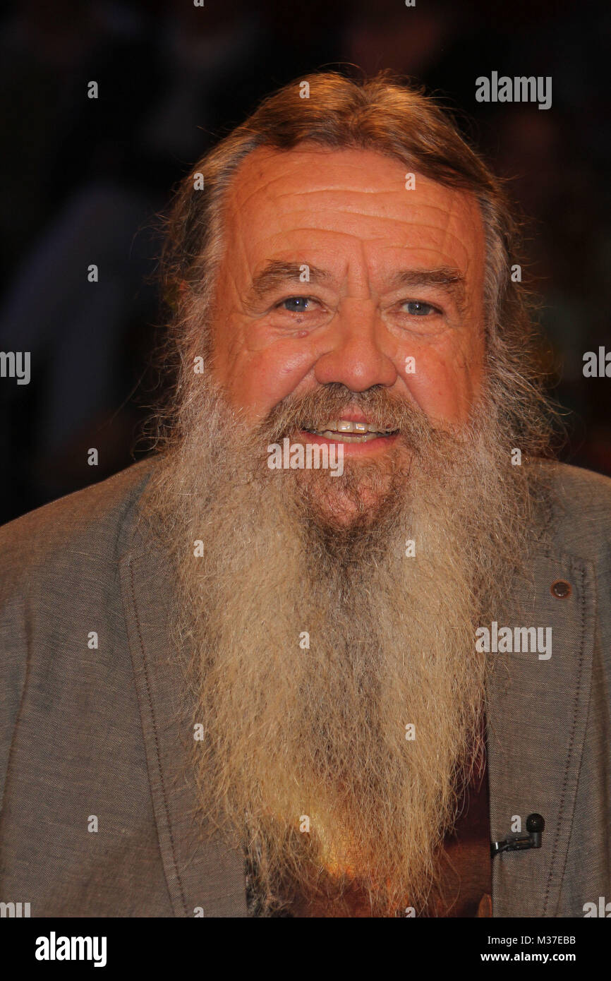 Dr. Wolf-Dieter Storl, 3 nach 9, Bremen, 17.05.2013 Stock Photo - Alamy