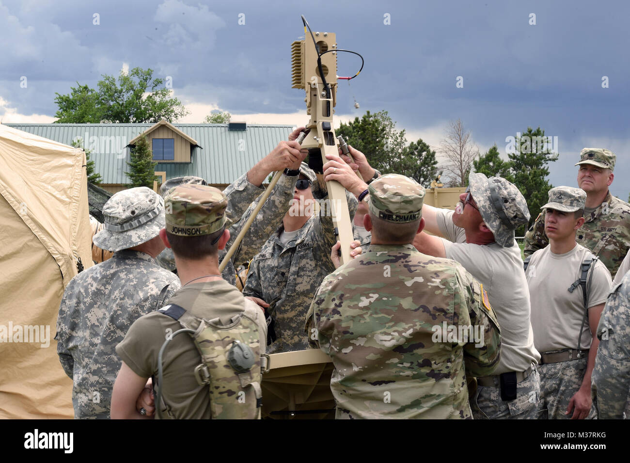Soldiers assigned to the 115th Field Artillery Brigade, learn how to ...