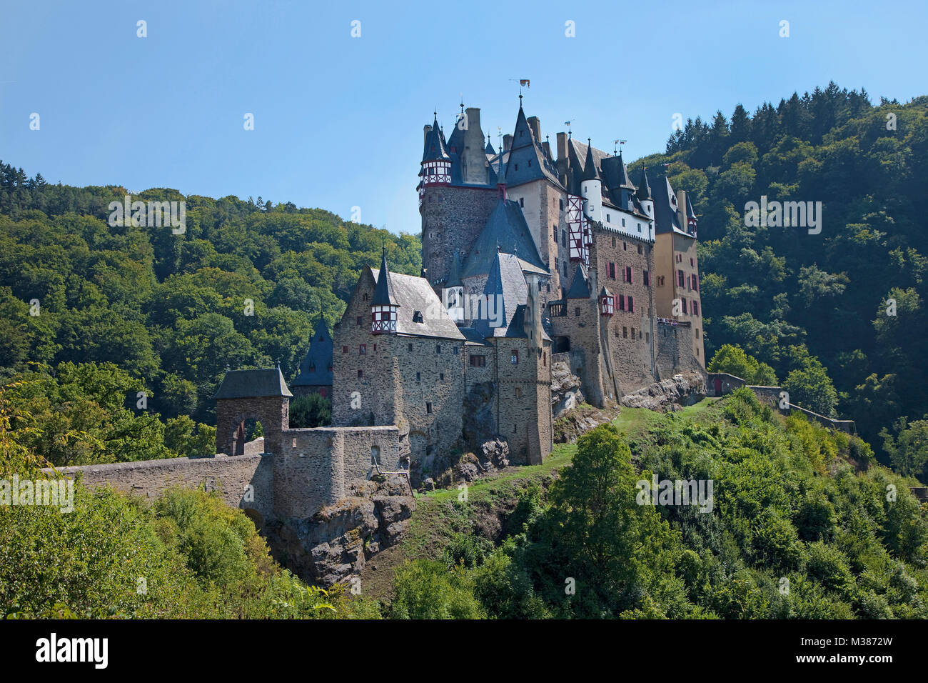 Eltz castle, beautiful medieval castle at Wierschem, Muenstermaifeld ...