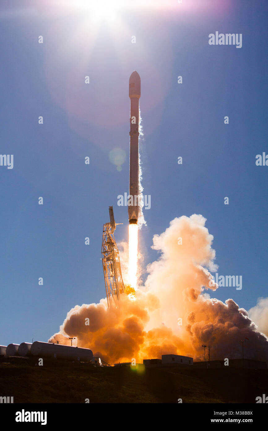 Iridium-1 Launch s Stock Photo - Alamy