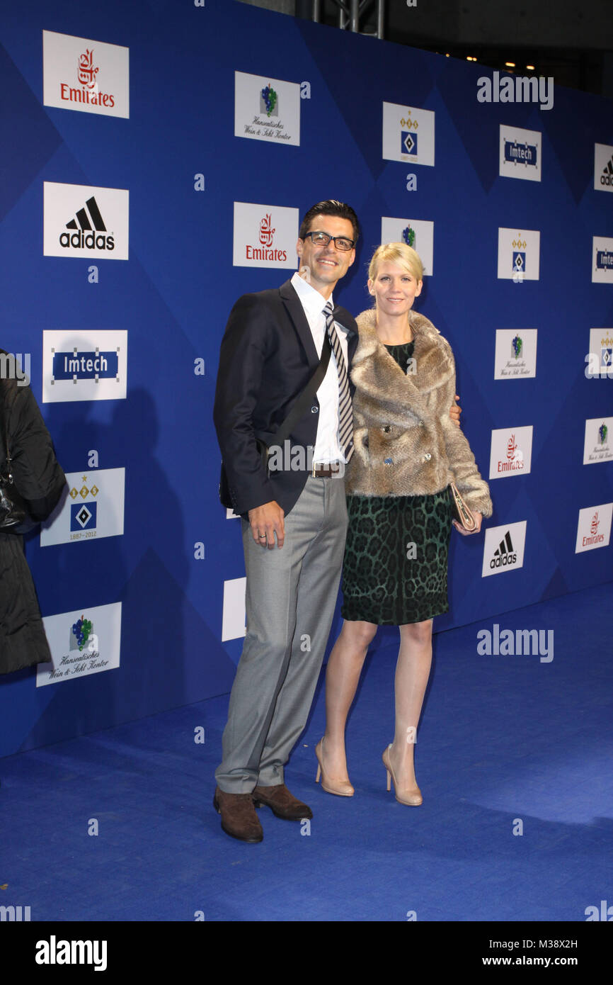 Paul Scharner Mit Frau Blauer Teppich Zur Gala Des 125