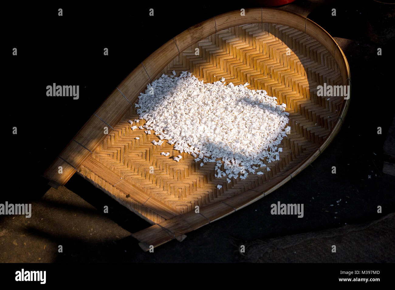 The English word for ‘khoi’ is puffed rice. ‘Khoi’ and ‘Muri’ (bengali ...