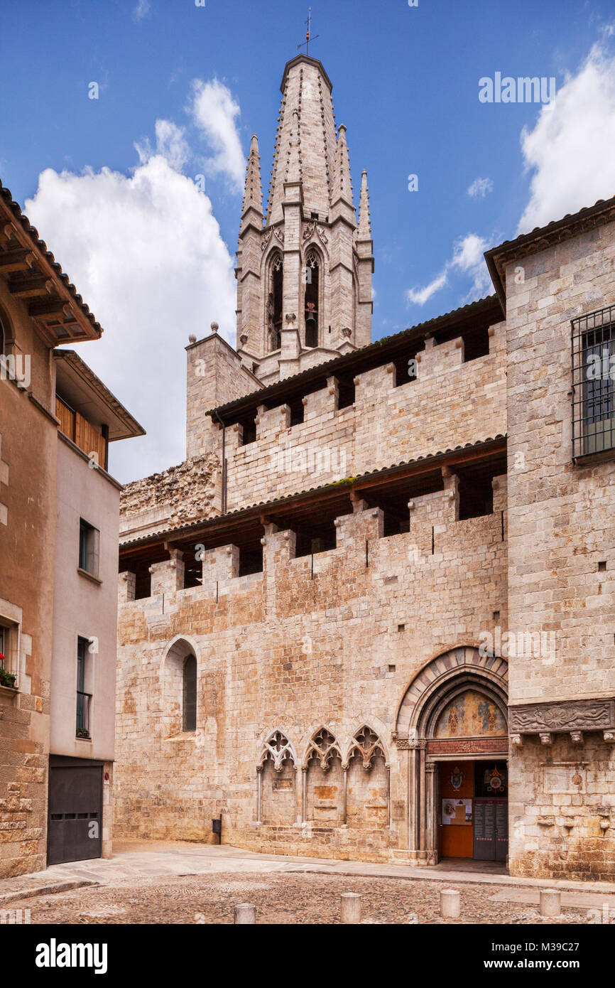 Sant Feliu Collegiate Church, Girona, Catalonia, Spain. Stock Photo