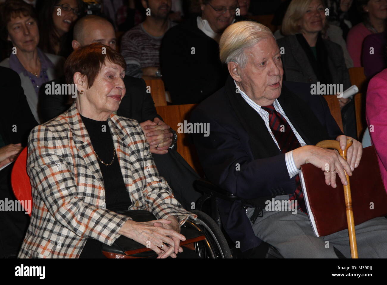 Helmut Schmidt Mit Lebenspartnerin Ruth Loah Festakt Zur Umbenennung Stock Photo Alamy