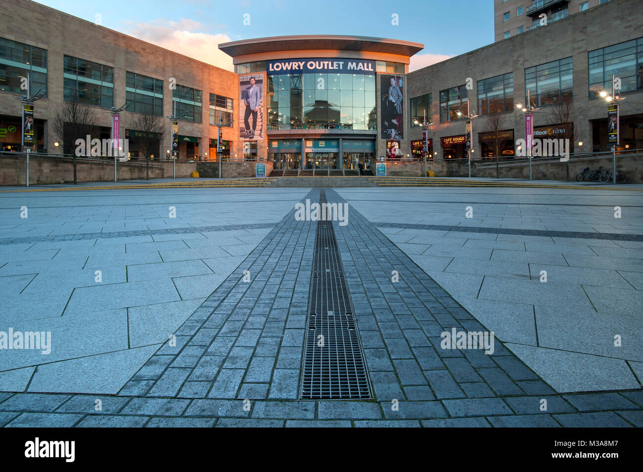 The Lowry Outlet Mall, Salford Quays, Greater Manchester, England, UK Stock Photo