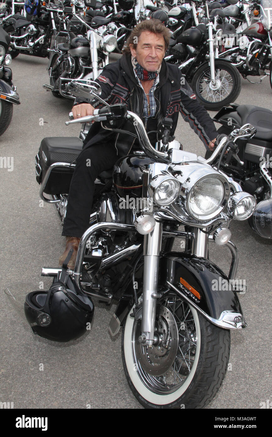  Peter Maffay bei der Ankunft zum Soundcheck zu seinem Konzert, Bad Motiv 