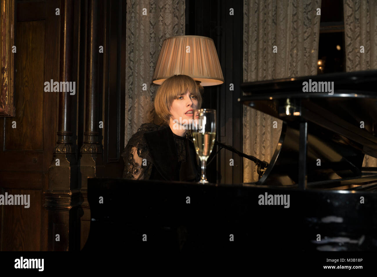 New York Ny February 9 18 Reni Lane Performs During Jill Stuart Collection Presentation During New York Fashion Week At The National Arts Club Credit Lev Radin Alamy Live News Stock Photo Alamy