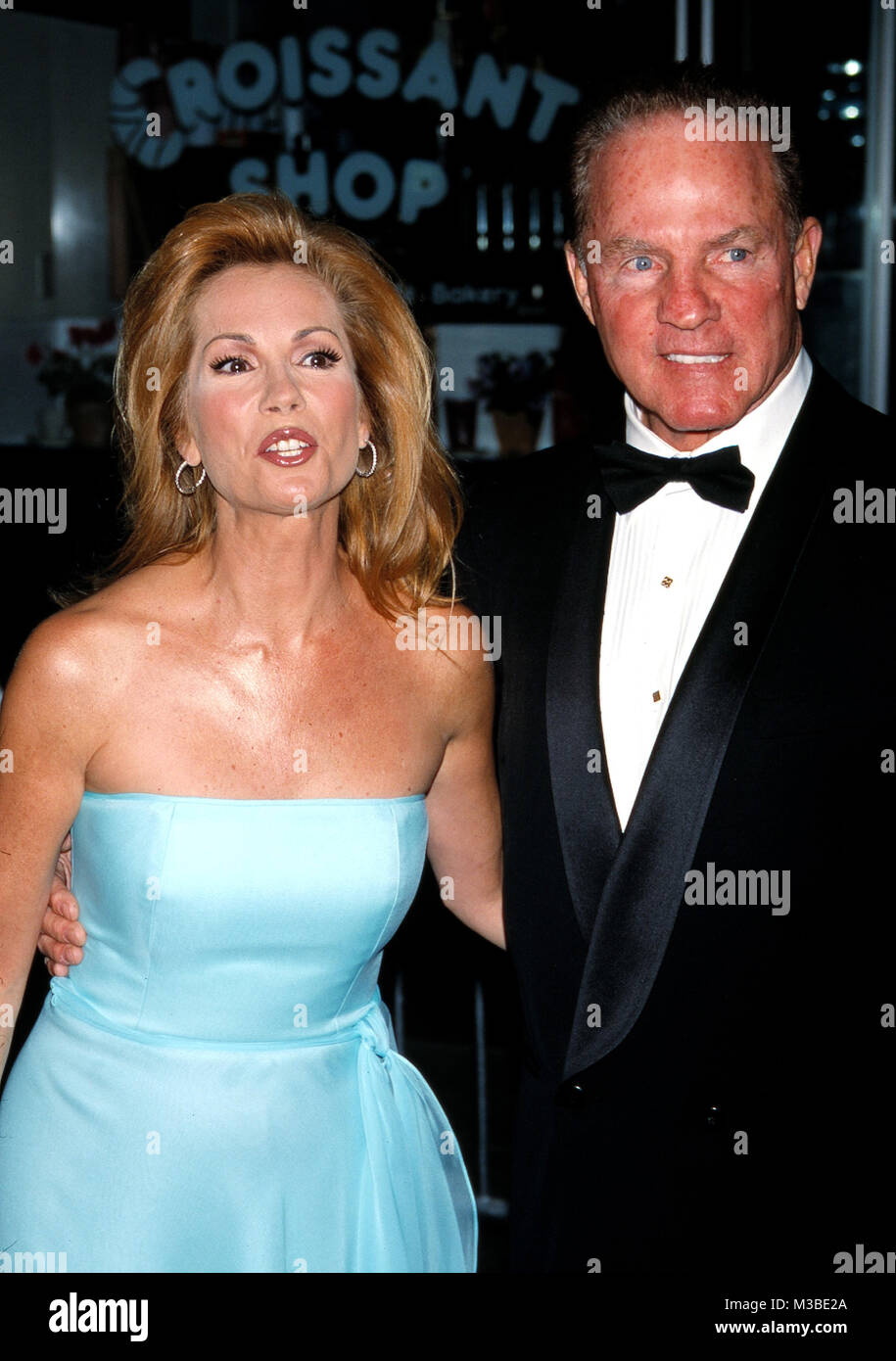 Credit: Walter McBride/MediaPunch KATHIE LEE GIFFORD 5/18/2001 (WEARING  DESIGNER DONALD DEAL) HOST OF THE THE DAYTIME EMMY AWARDS WITH HER HUSBAND  FRANK GIFFORD RADIO CITY MUSIC HALL NEW YORK CITY CREDIT ALL
