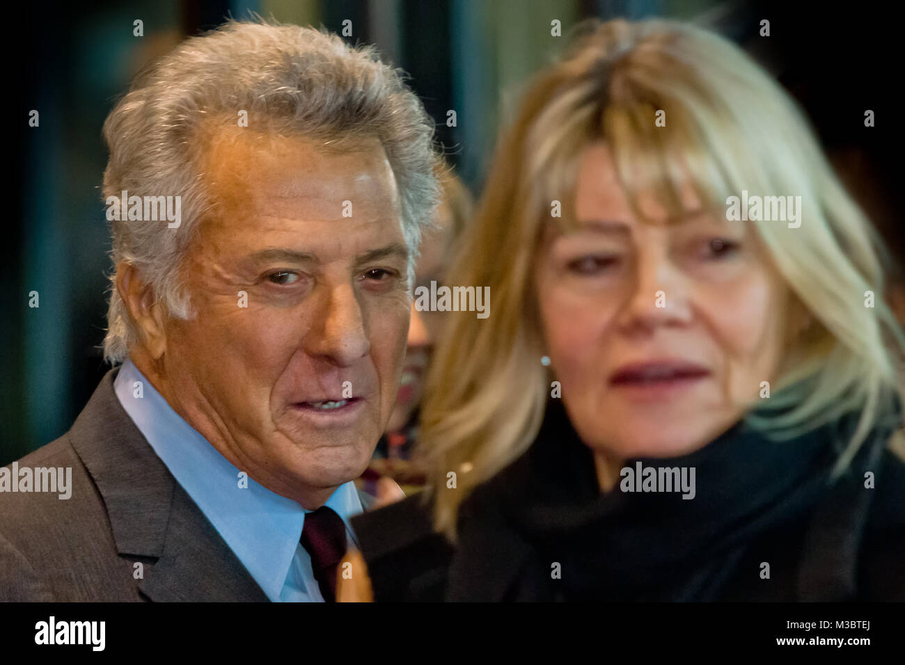 Dustin Hoffman auf dem roten Teppich bei der Filmpremiere 'Quartett' in der Deutschen Oper Bismarkstraße 35 in Berlin Stock Photo