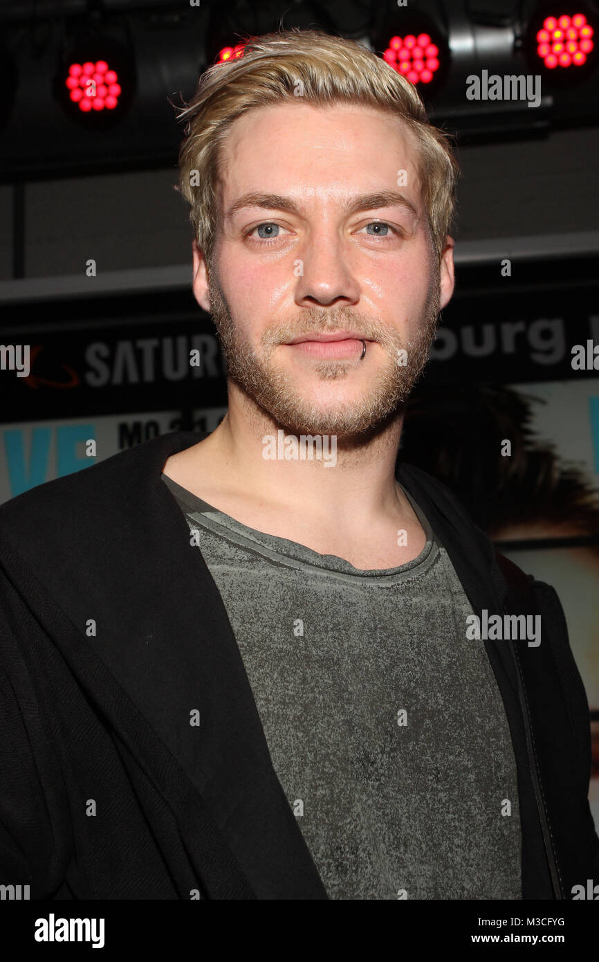 Maximilian Schlichter (Die Killerpilze), Autogrammstunde SATURN, Moenckebergstrasse, Hamburg, 21.03.16 Stock Photo