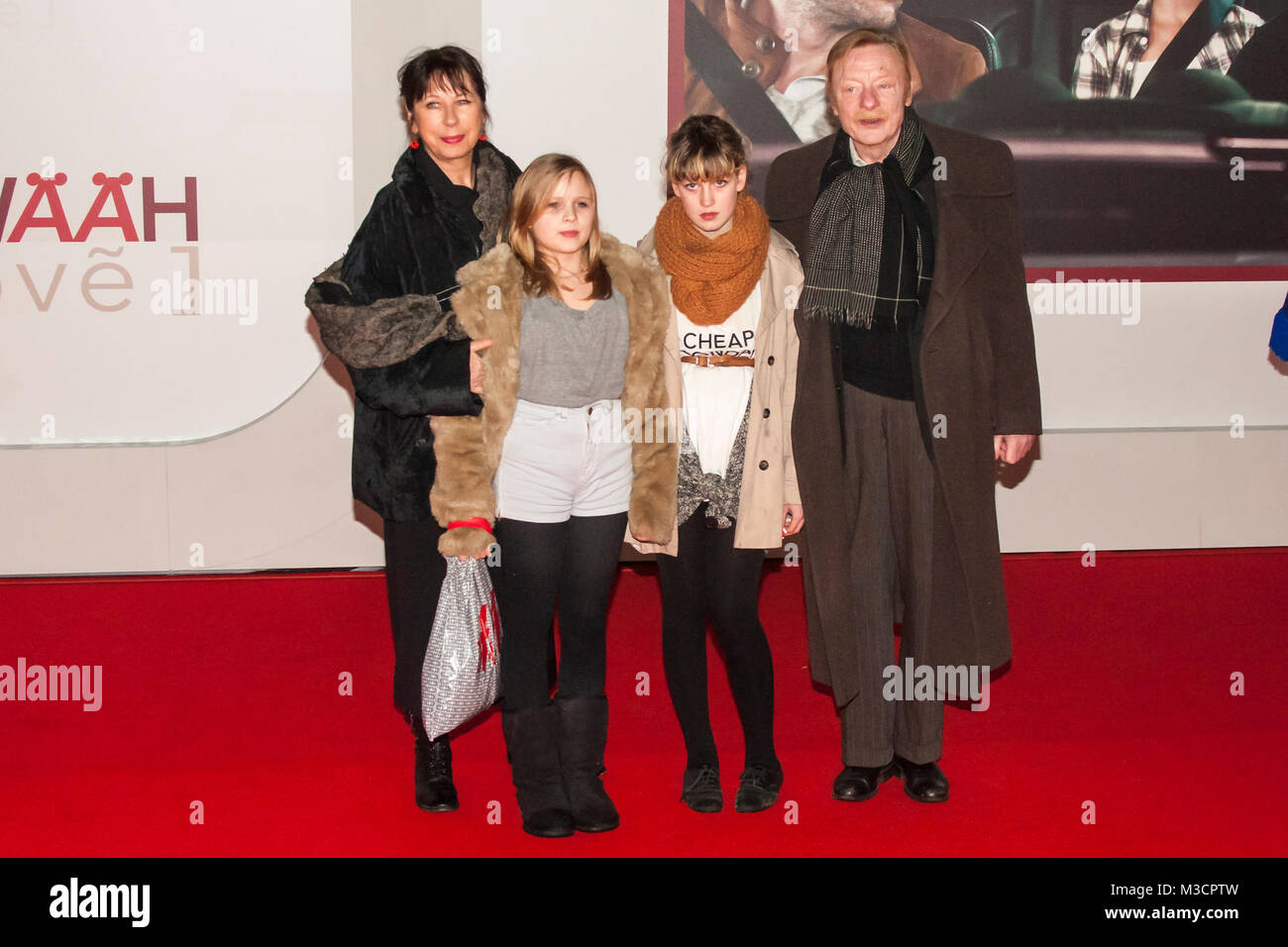 Filmpremiere warner bros hires stock photography