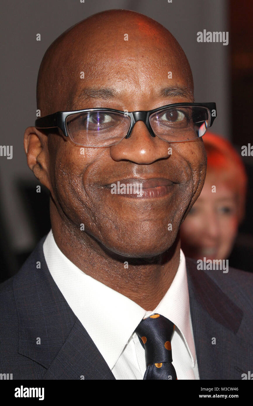 Edwin moses hires stock photography and images Alamy