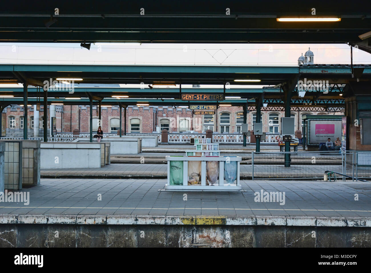Gent st pieters station hi-res stock photography and images - Alamy