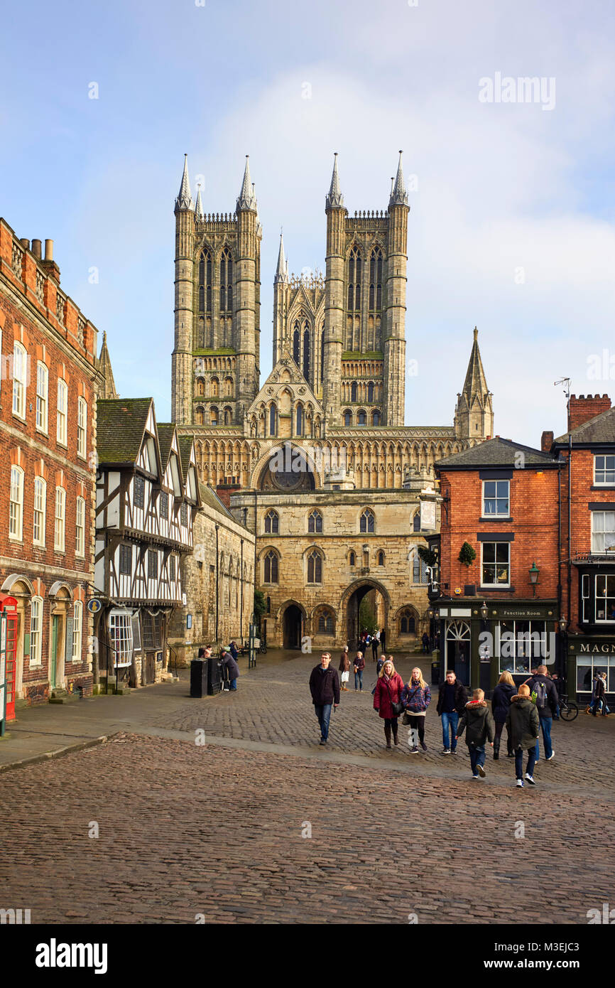 Cathedral two towers hi res stock photography and images Alamy