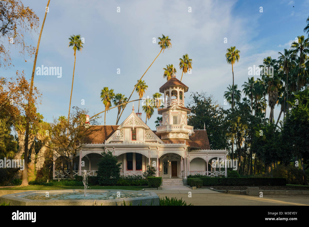 The beautiful Queen Anne Cottage at Los Angeles County Arboretum & Botanic… Stock Photo