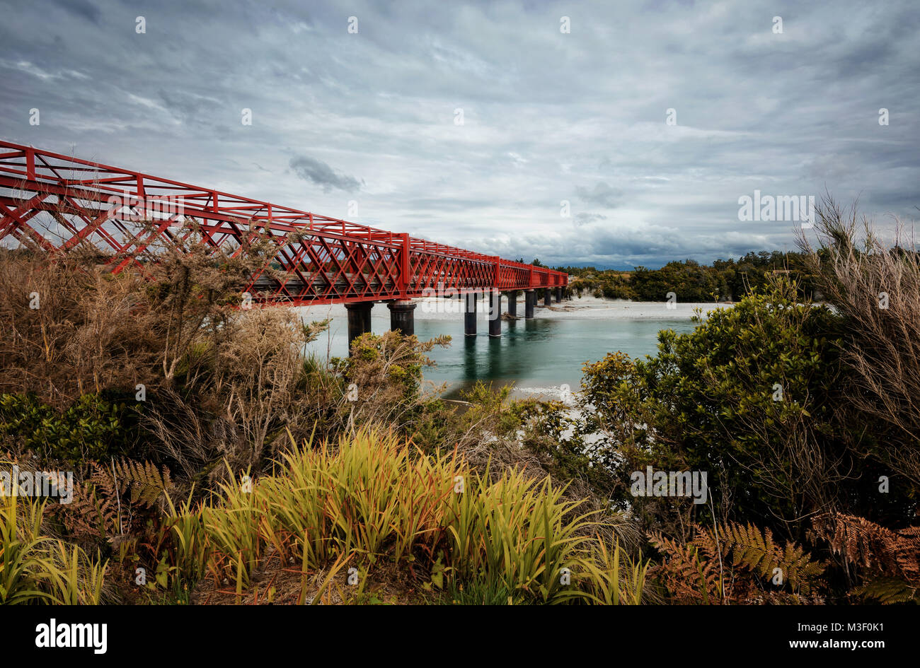 Taramakau road rail bridge hires stock photography and images Alamy
