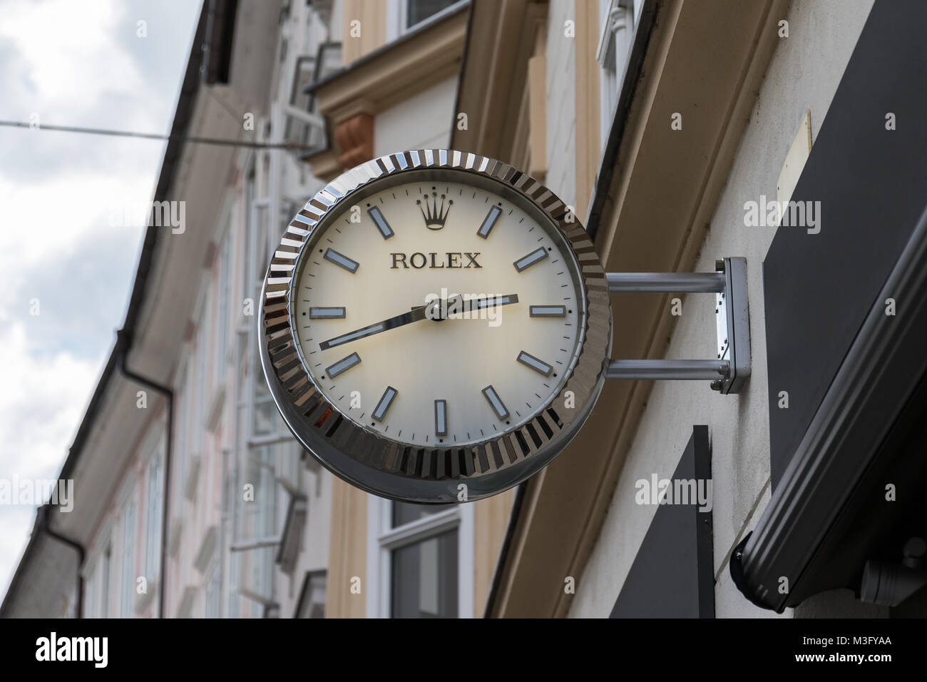 big rolex clock