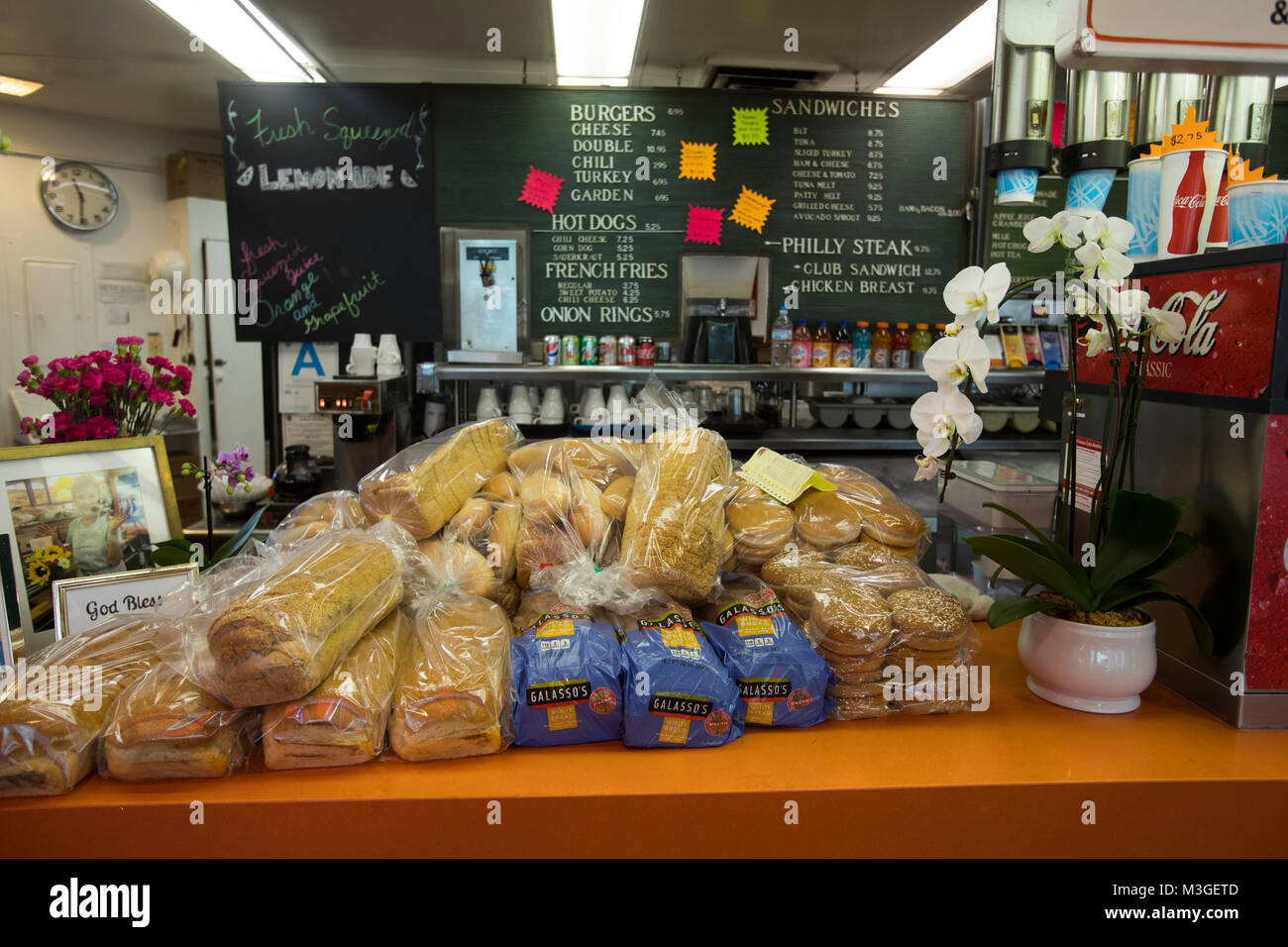 The Original Farmers Market - Fairfax and Third Ave - Los Angeles ...