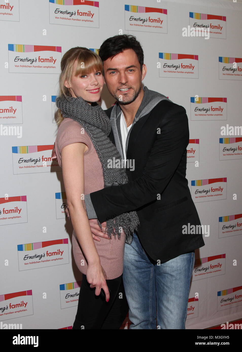 Tobey Wilson mit Sabrina Gehrmann , Ernstings Fashion Show Fruehjahr