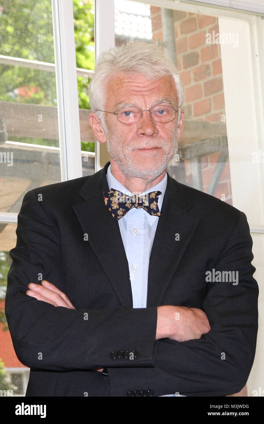 Prof. Dr. E. Juergen Zoellner, Senator für Bildung, Wissenschaft und Forschung, Berlin, Besuch Edison-Grundschule in Berlin Koepenick Stock Photo