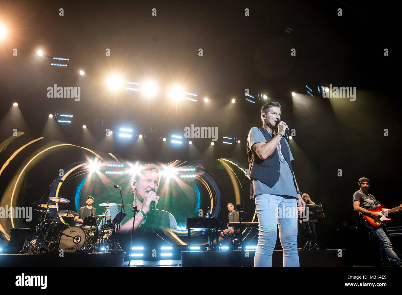 Die deutsche Pop-Band PUR rockte am Samstag (30.04.2016) die Frankfurter Jahrhunderthalle. Stock Photo