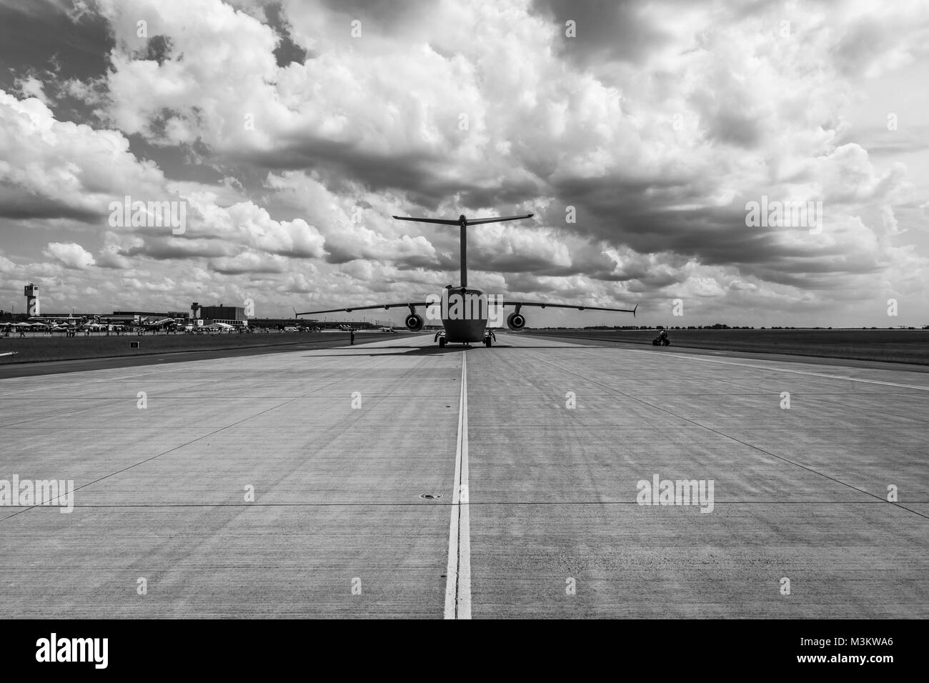 Aircraft on show Black and White Stock Photos & Images - Alamy