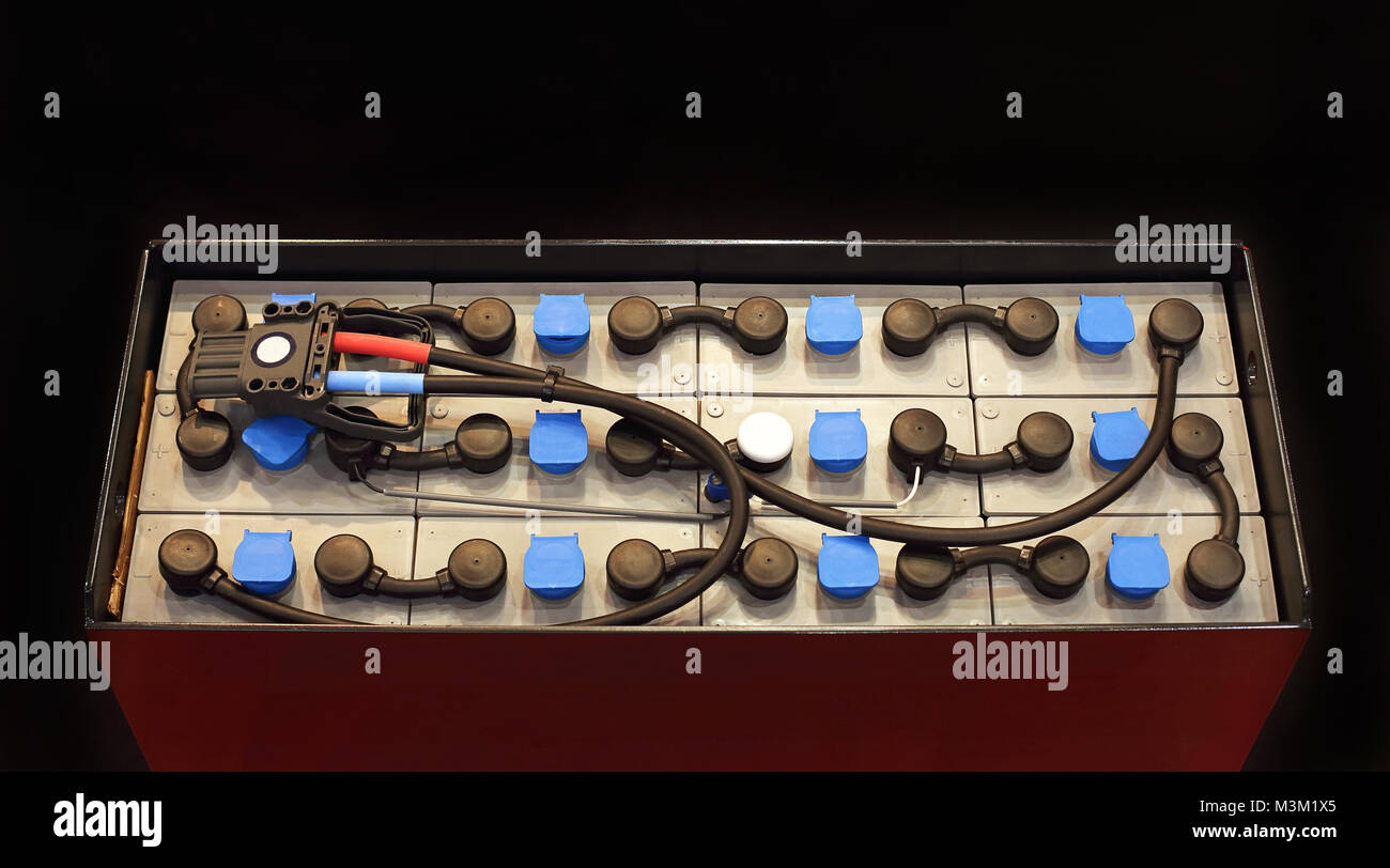 Deep cycle hi-res stock photography and images - Alamy