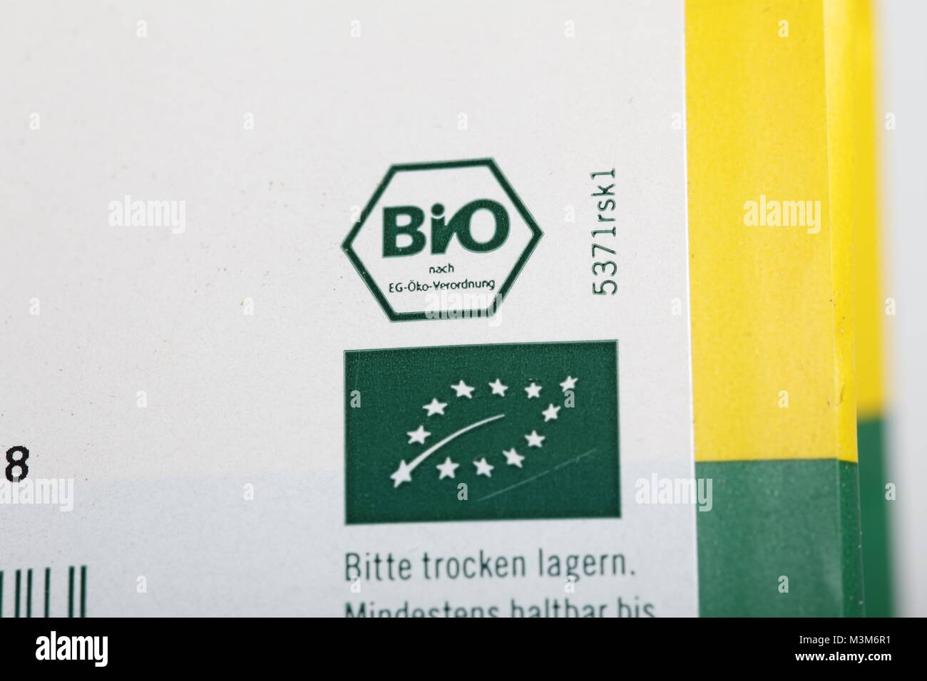 Bio Siegel und EG Öko Symbol auf Verpackung Stock Photo