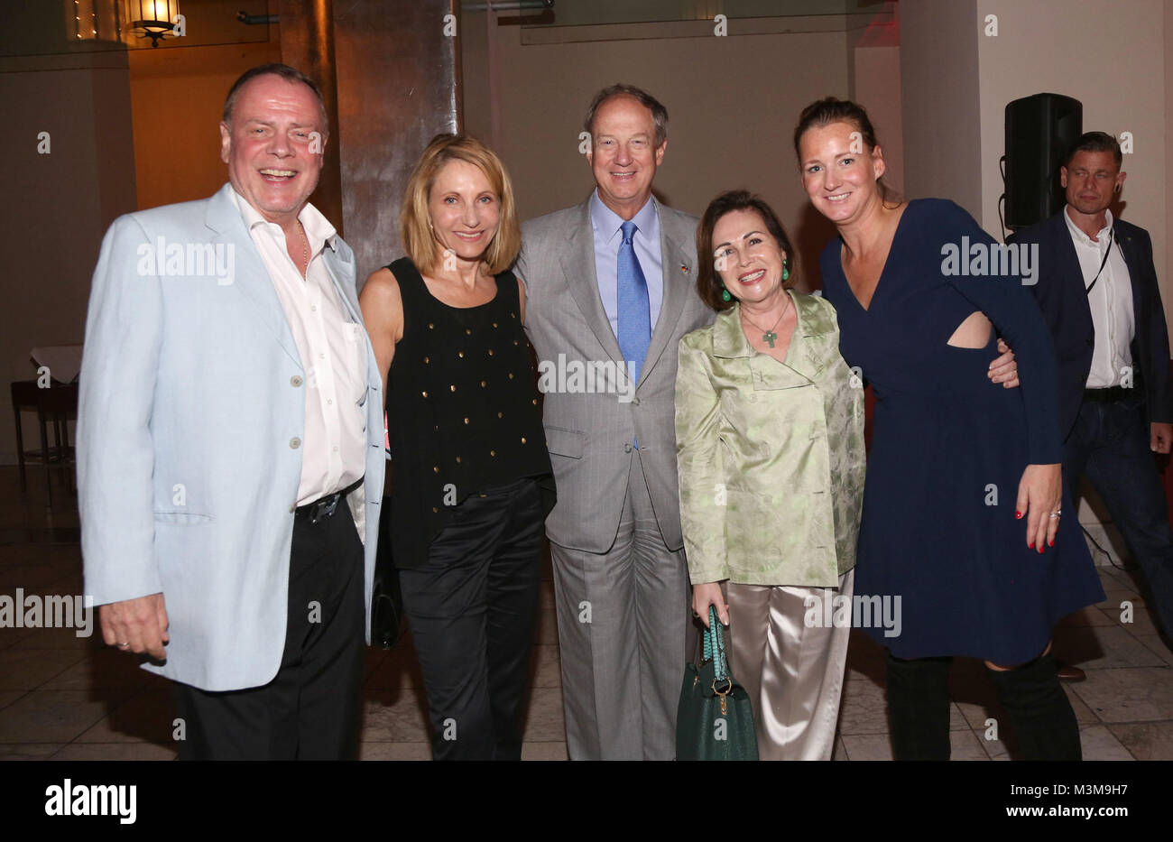 Thomas Jochheim , Kimberly Marteau-Emerson ,,John B. Emerson und jenny Falckenberg, Luepertz meets Falckenberg bei der Artweek Berlin am 14.09.2016 Stock Photo