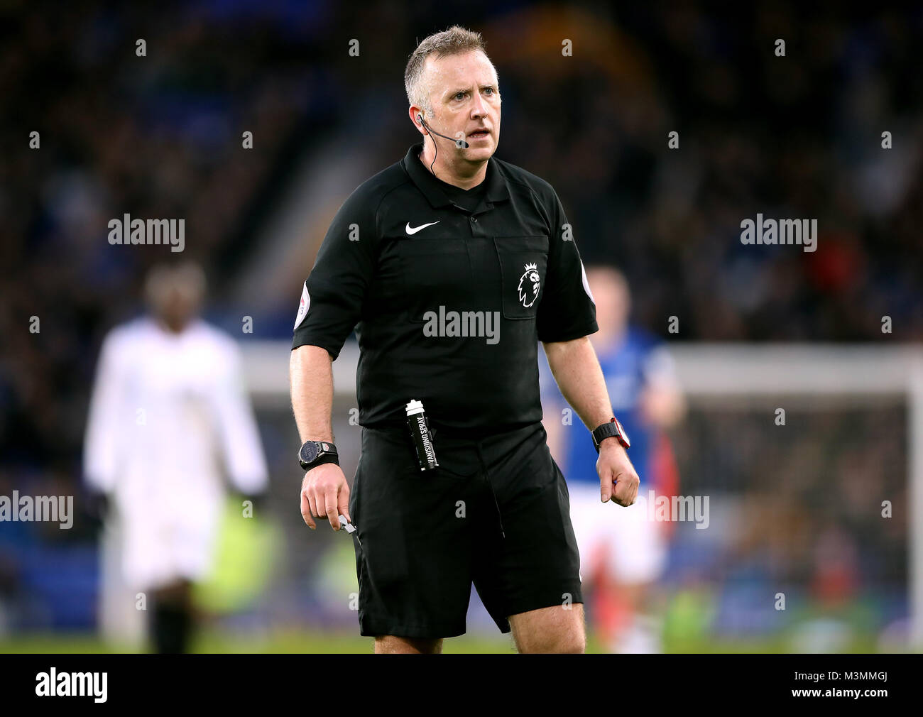 Referee Jonathan Moss during the Premier League match at Goodison Park, Liverpool. PRESS ASSOCIATION Photo. Picture date: Saturday February 10, 2018. See PA story SOCCER Everton. Photo credit should read: Nick Potts/PA Wire. RESTRICTIONS: No use with unauthorised audio, video, data, fixture lists, club/league logos or 'live' services. Online in-match use limited to 75 images, no video emulation. No use in betting, games or single club/league/player publications. Stock Photo
