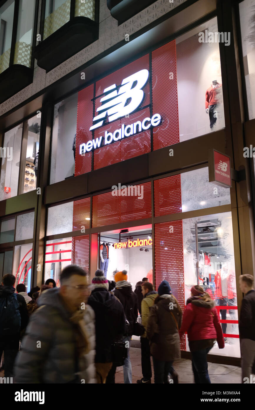 New balance shop oxford street hi-res stock photography and images - Alamy