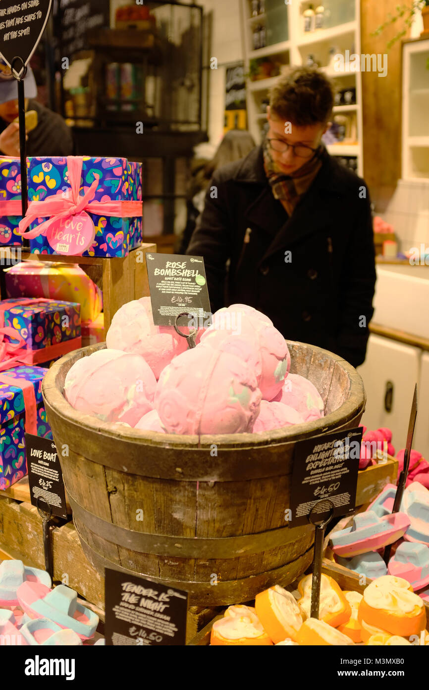 Lush handmade soap store on Oxford Street, London, England, UK Stock