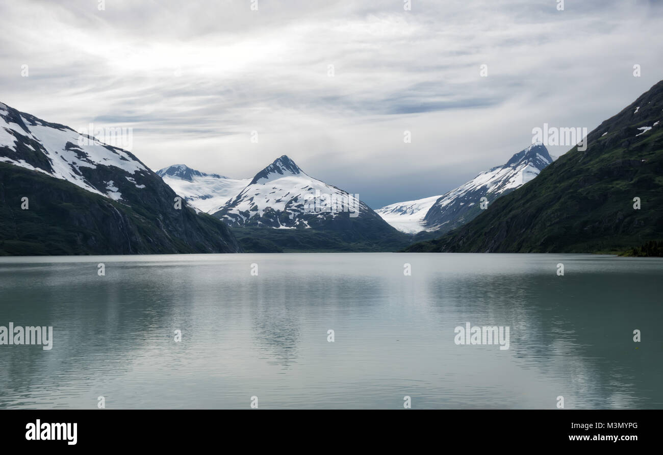 Alaska usa night in hi-res stock photography and images - Alamy