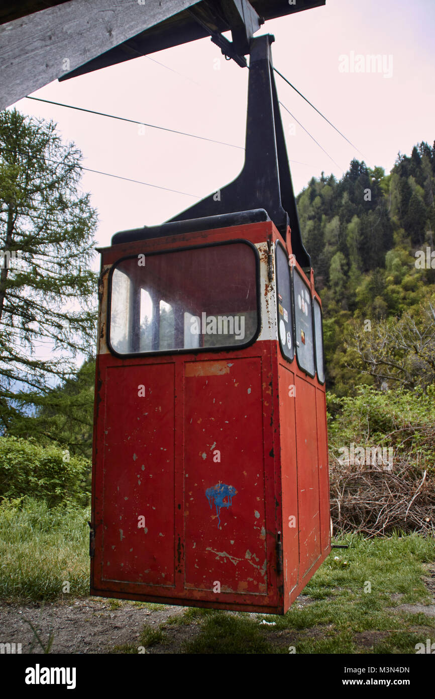 Gondola railway hi-res stock photography and images - Alamy