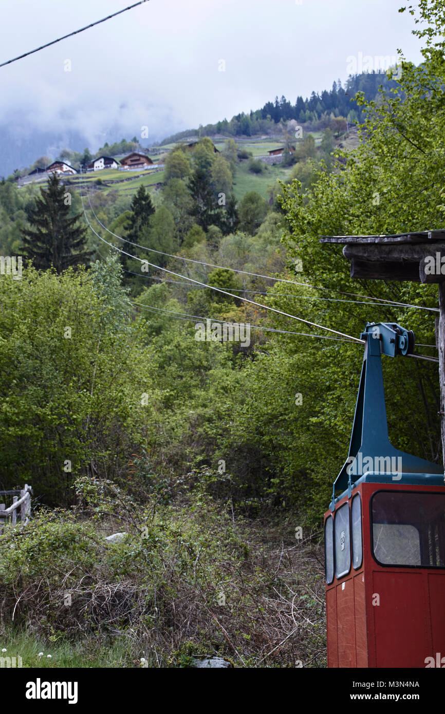 Old gondola hi-res stock photography and images - Alamy