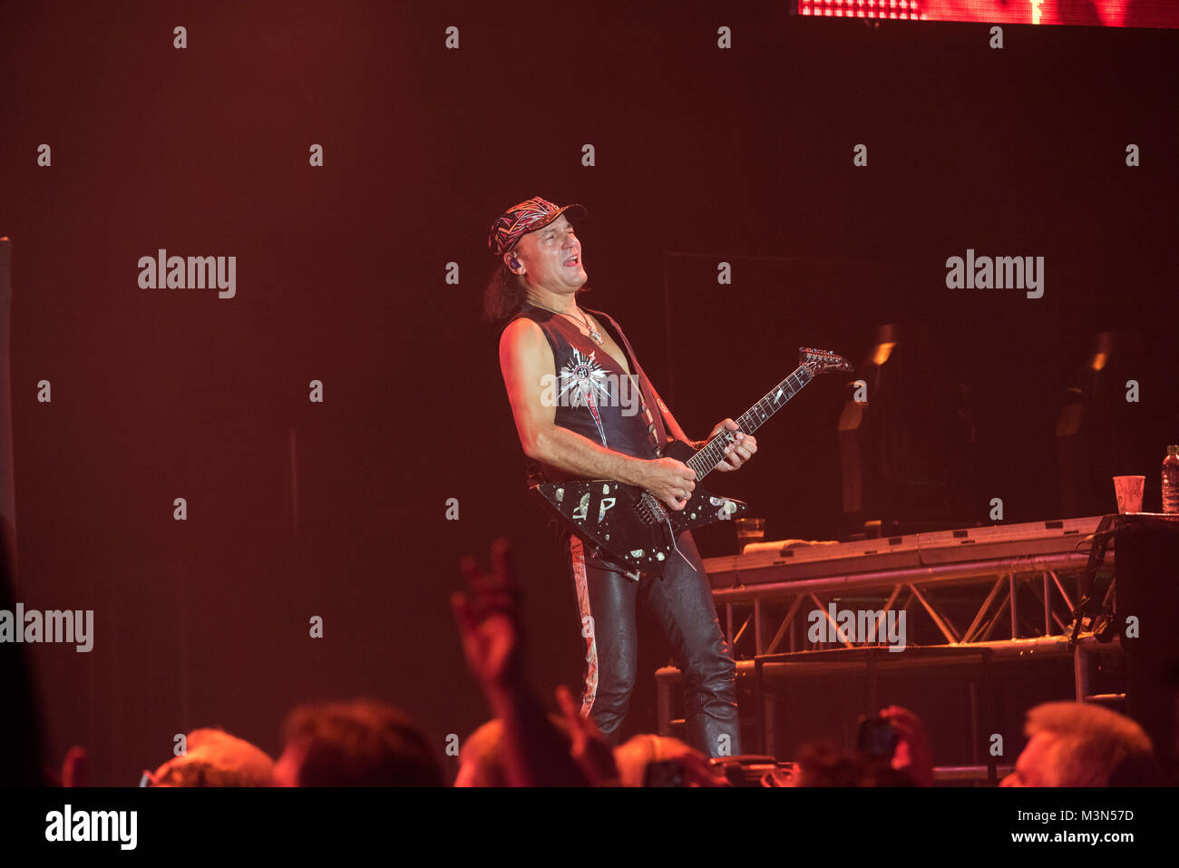 Die deutsche Hard Rock und Heavy Metal-Band Scorpions rockte am 27.11.2016 die Frankfurter Festhalle. Stock Photo