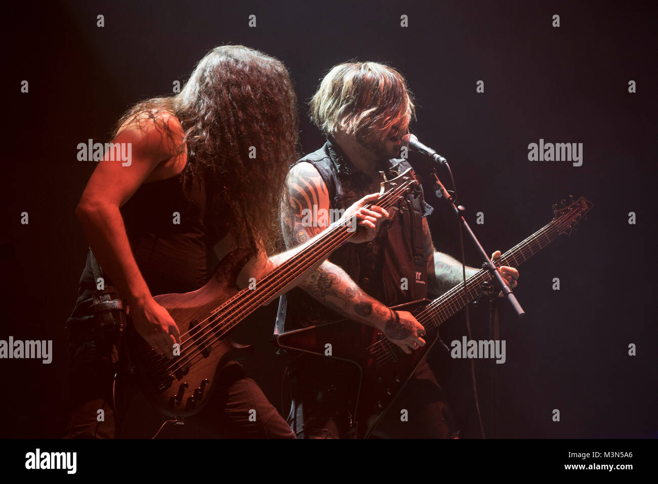 Die Mannheimer Symphonic Metal-Band Beyond The Black spielte als Vorband beim Scorpions-Konzert in der Festhalle. Stock Photo