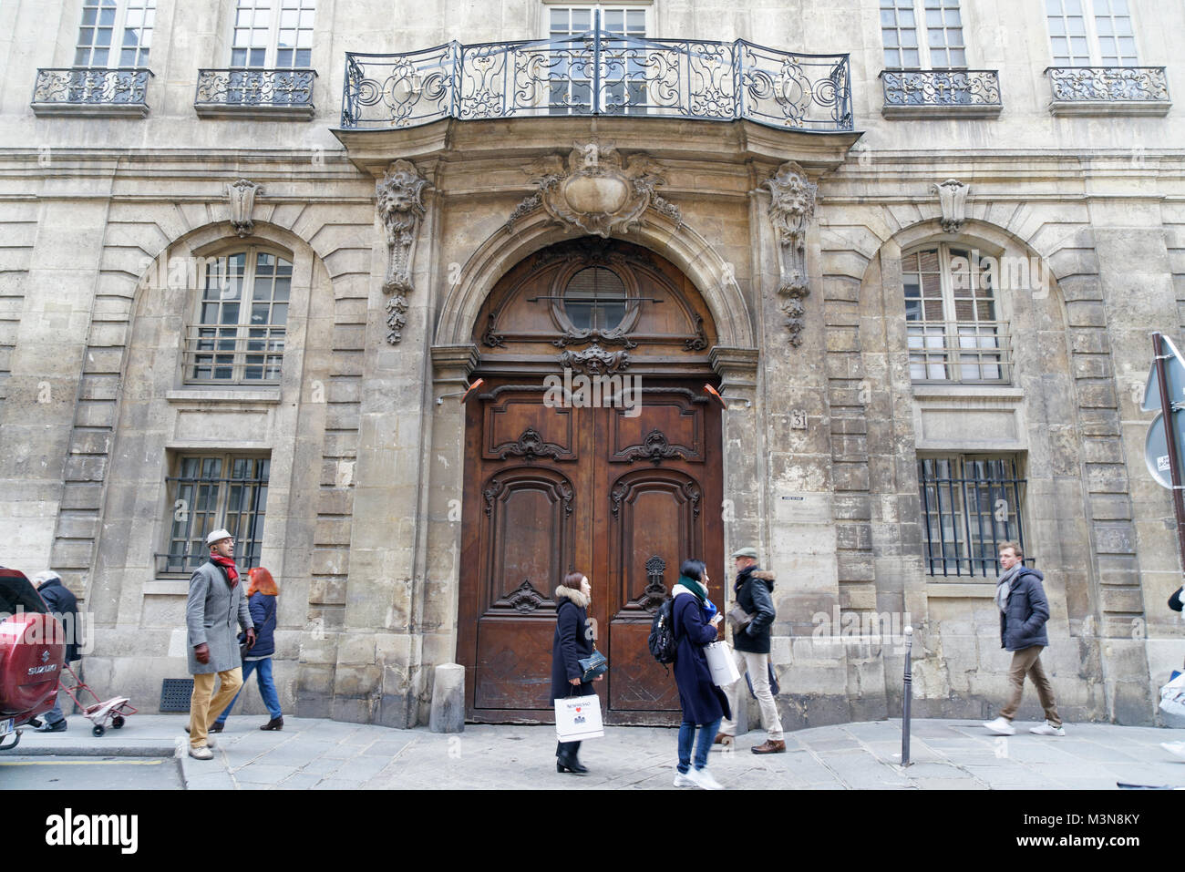 The Hotel d’Albret at 31, rue des Francs Bourgeois in the Marais district of Paris. It was erected initially in the 16th century with later additions. Stock Photo