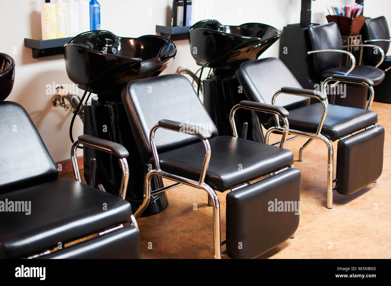 Beauty salon interior hi-res stock photography and images - Alamy