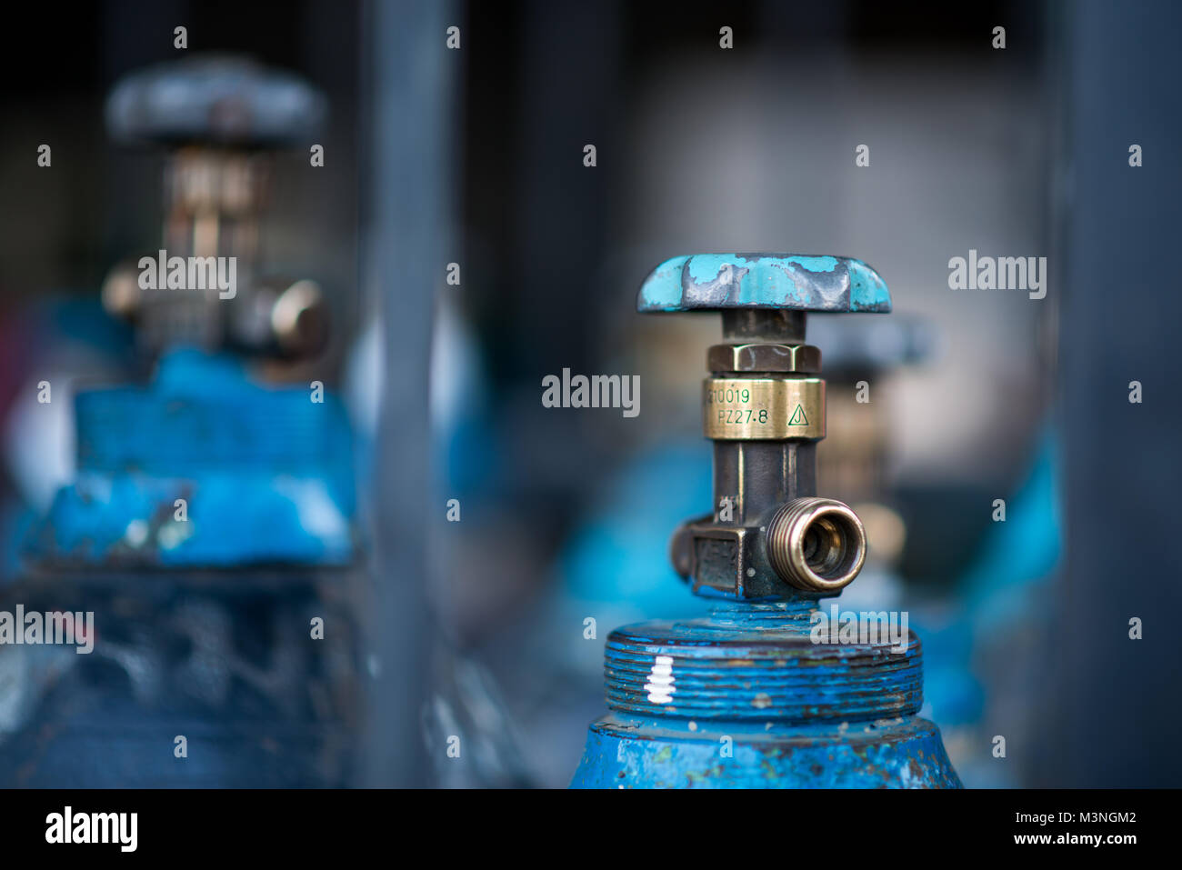 Nitrogen gas hires stock photography and images Alamy