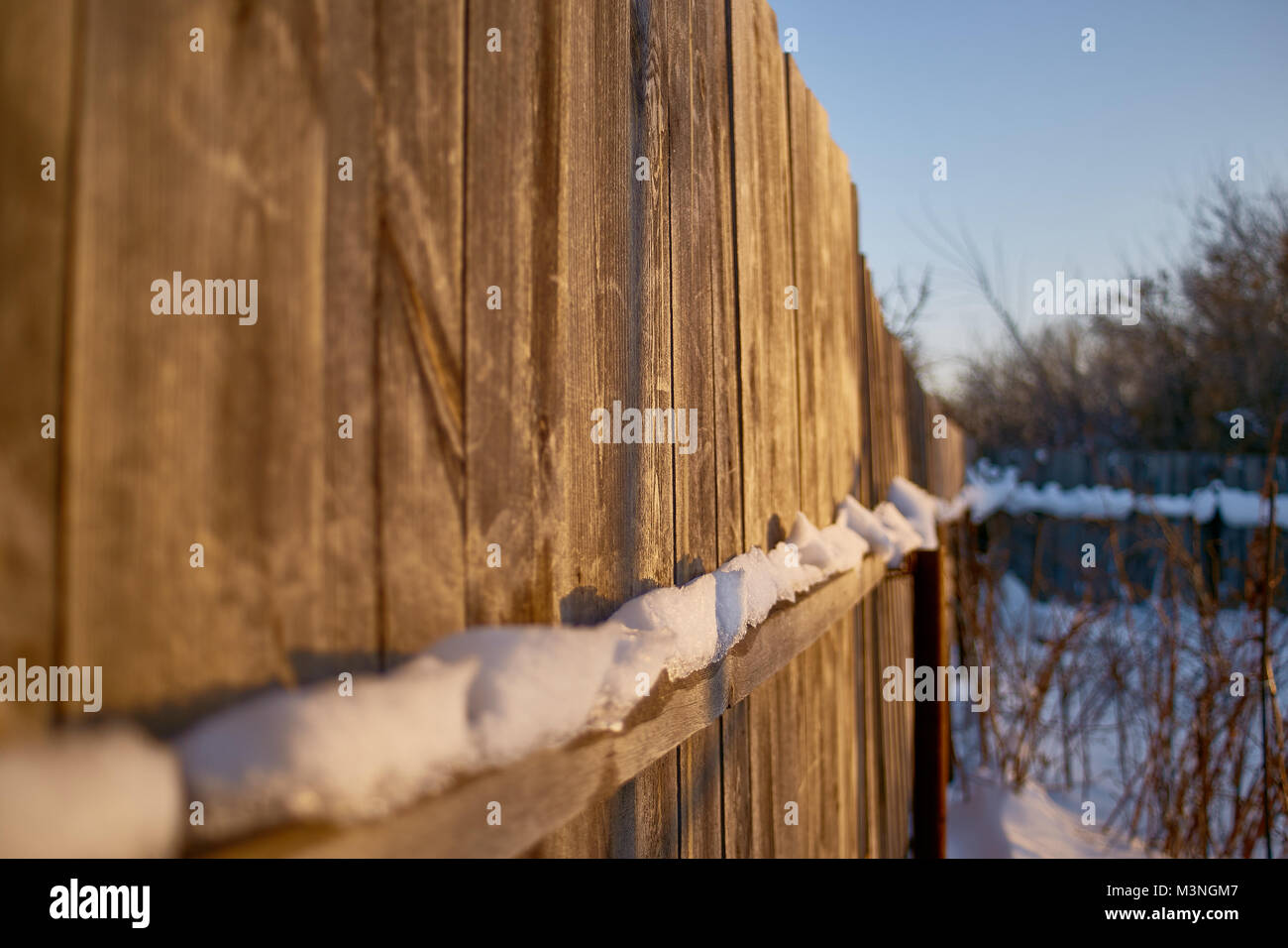 Garden fence hires stock photography and images Alamy