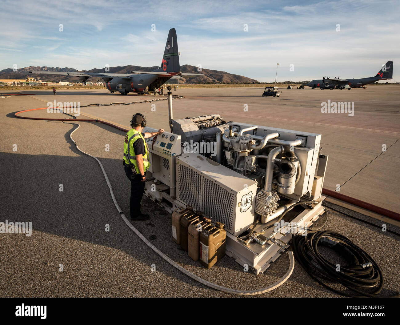 Loaded magazine launch hires stock photography and images Alamy